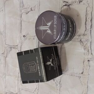 NWT Jeffree Star Cosmetics 1oz Velour Lip Scrub- Diet Root Beer